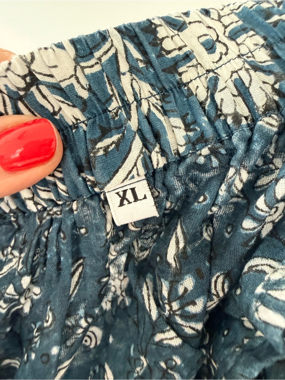 Like New Sue Sartor 3 piece belted Blue and White Printed Maxi Skirt Set - Picture 4 of 13